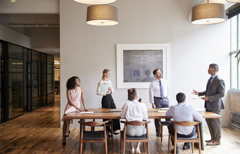 fonctionnaires-contractuels-agrement-des-professions-reglementees.jpg